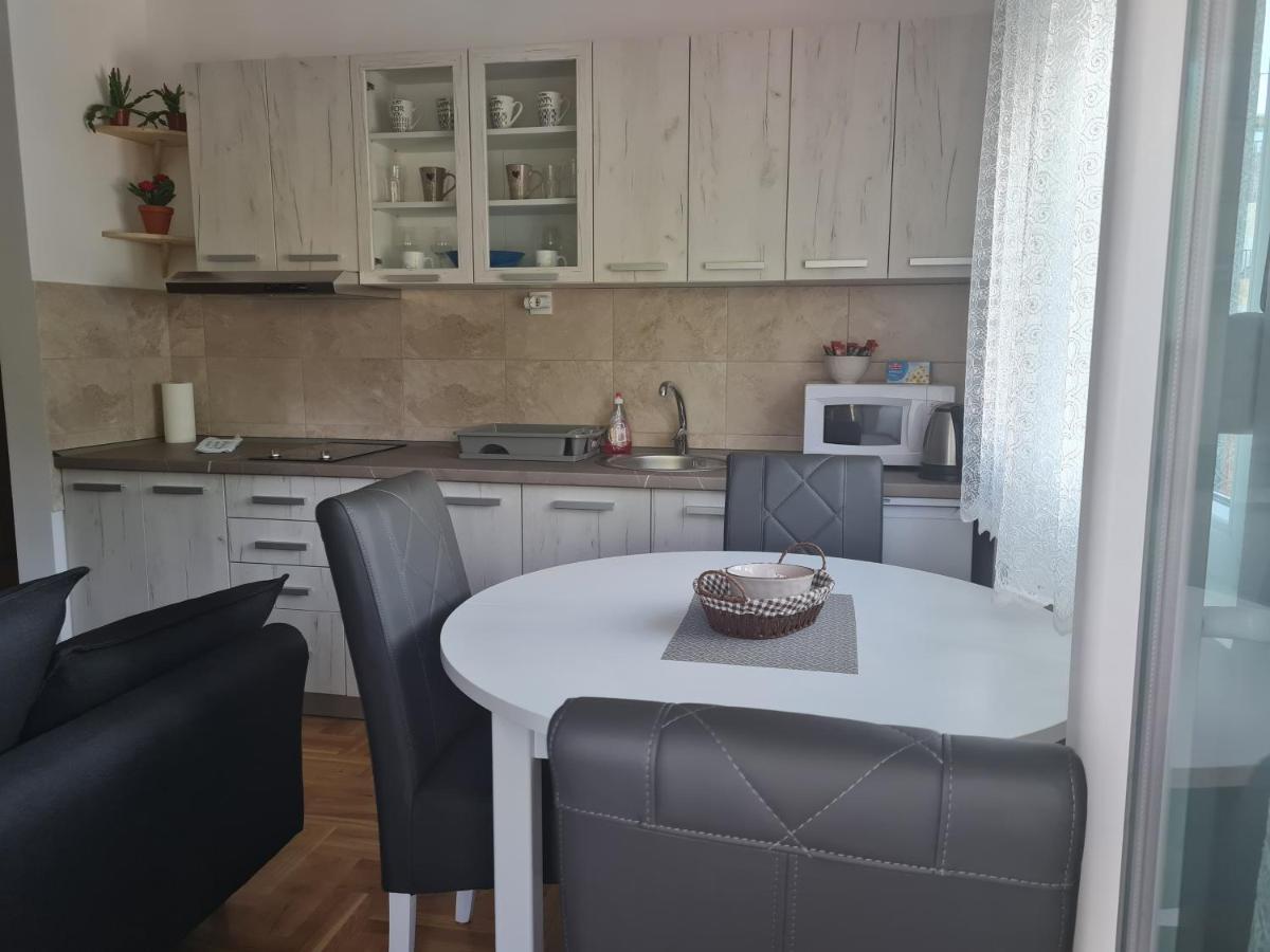 Tim Lux 2 Apartment *